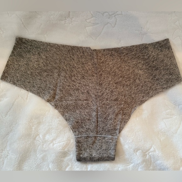 Victoria’s Secret PINK Seamless Cheeky Panty Set – Gray & Black - Size M - NWT - Picture 6 of 7
